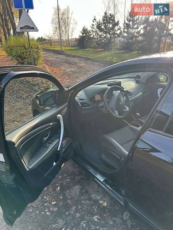 Хэтчбек Renault Megane 2012 в Киеве фото 11 Хэтчбек Renault Megane 2012 в Киеве