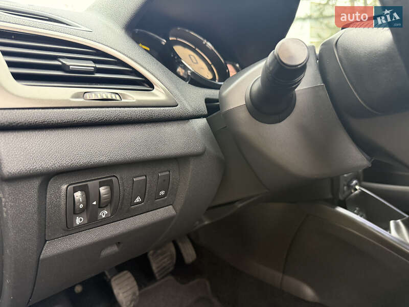 Універсал Renault Megane 2013 в Кривому Розі фото 18 Універсал Renault Megane 2013 в Кривому Розі
