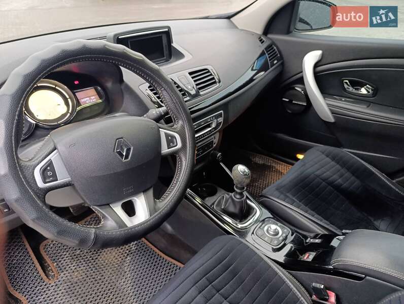 Универсал Renault Megane 2012 в Волочиске фото 13 Универсал Renault Megane 2012 в Волочиске