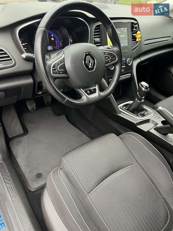 Універсал Renault Megane 2018 в Кривому Розі фото 29 Універсал Renault Megane 2018 в Кривому Розі