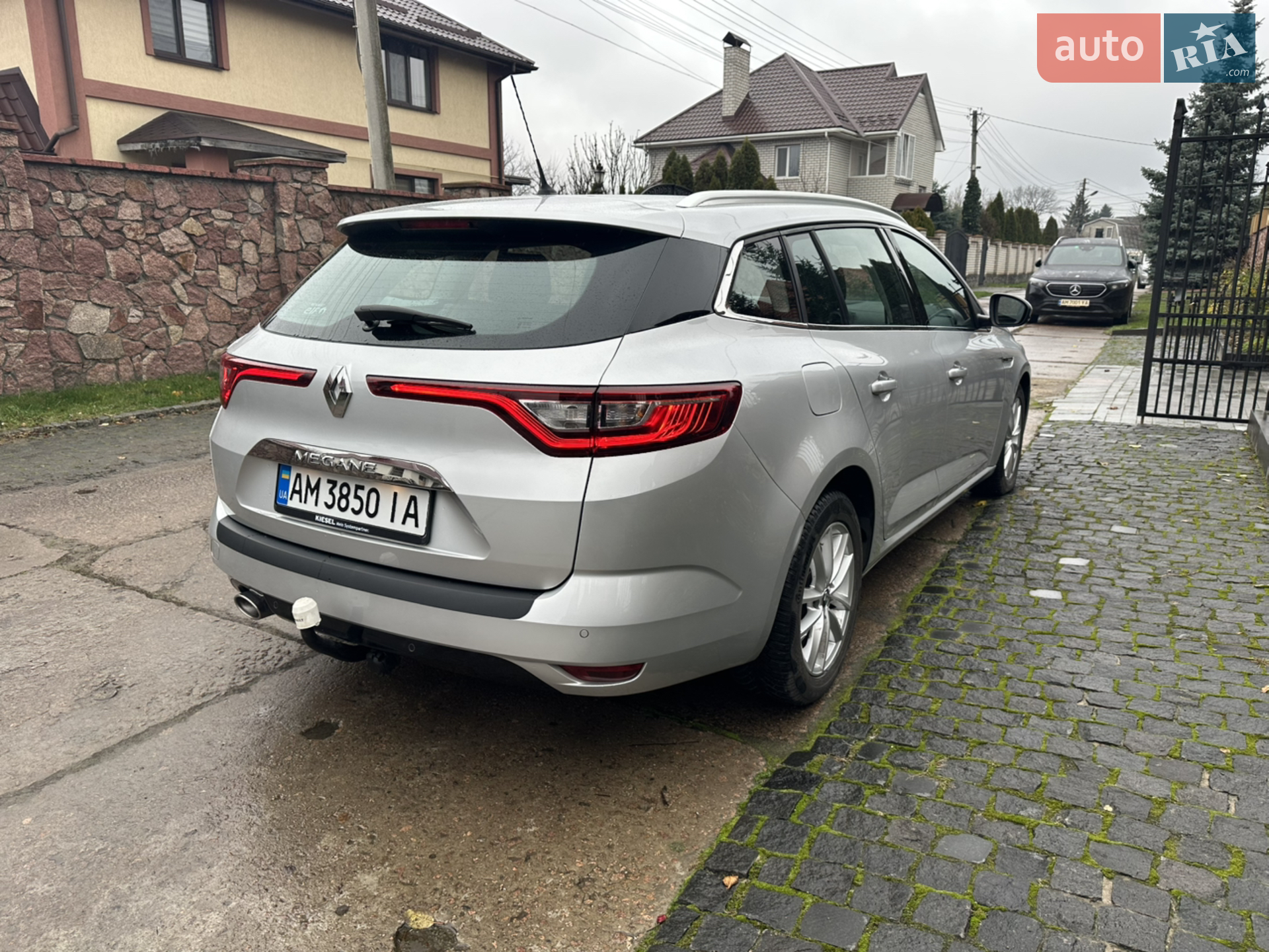 Renault Megane 2017 VIN VF1RFB00357849070 фото оголошення 4 з 17