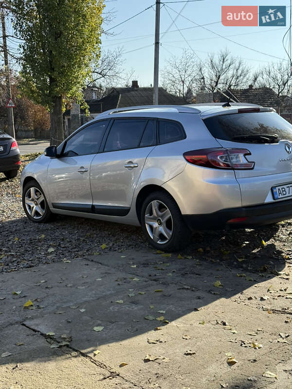 Универсал Renault Megane 2011 в Первомайске фото 6 Универсал Renault Megane 2011 в Первомайске