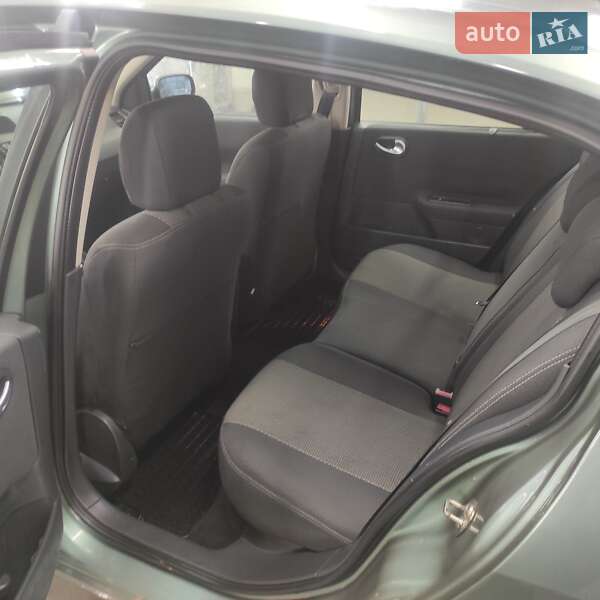 Седан Renault Megane 2006 в Дрогобыче фото 3 Седан Renault Megane 2006 в Дрогобыче