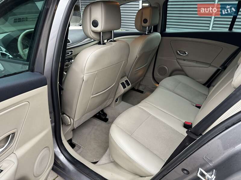 Универсал Renault Megane 2010 в Киеве фото 11 Универсал Renault Megane 2010 в Киеве