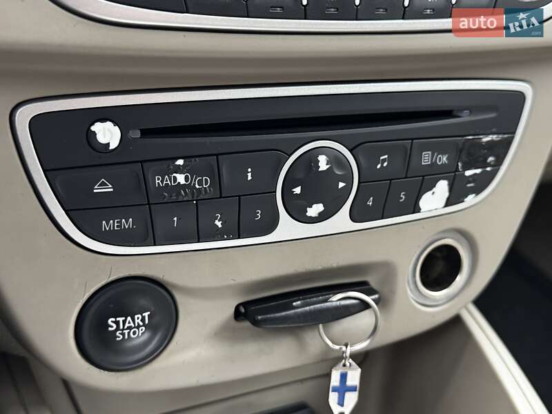 Универсал Renault Megane 2010 в Киеве фото 25 Универсал Renault Megane 2010 в Киеве