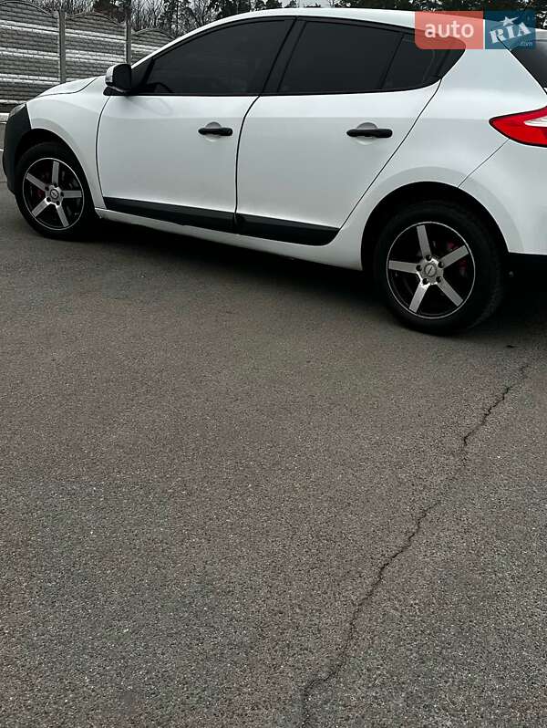 Хетчбек Renault Megane 2011 в Києві фото 6 Хетчбек Renault Megane 2011 в Києві