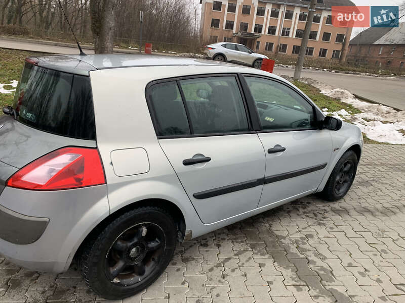 Хетчбек Renault Megane 2004 в Дрогобичі фото 2 Хетчбек Renault Megane 2004 в Дрогобичі