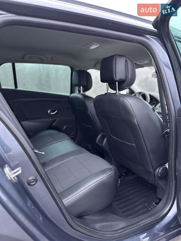 Универсал Renault Megane 2016 в Львове фото 28 Универсал Renault Megane 2016 в Львове