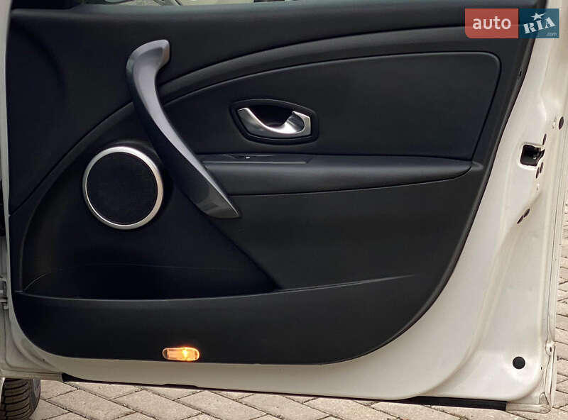 Универсал Renault Megane 2011 в Ровно