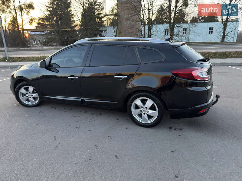 Универсал Renault Megane 2012 в Ровно фото 5 Универсал Renault Megane 2012 в Ровно