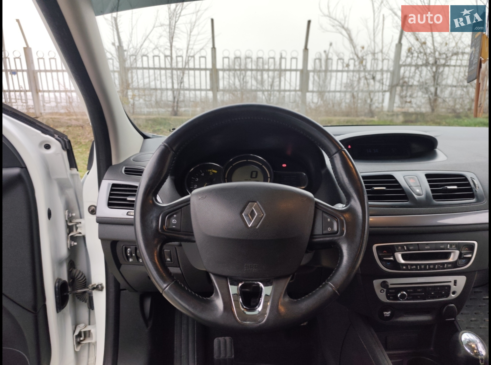 2015 Renault Megane - мініатюра 11