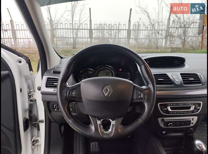 Хетчбек Renault Megane 2015 в Южноукраїнську