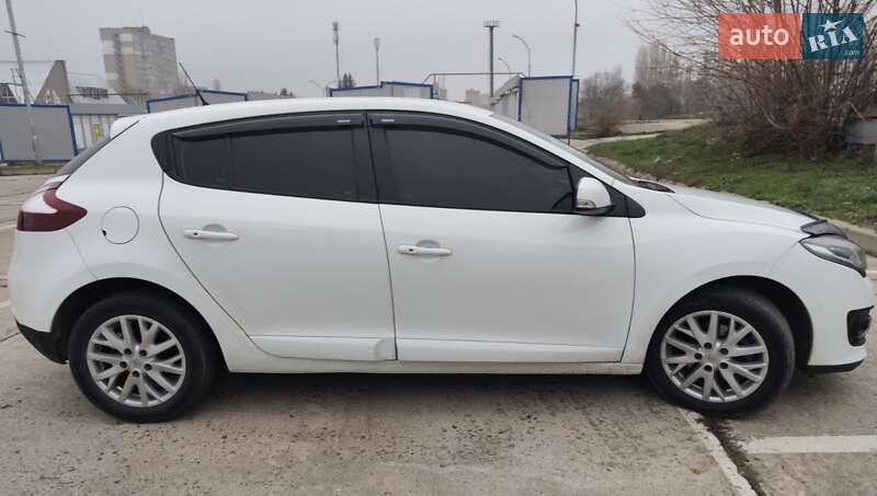 Хетчбек Renault Megane 2015 в Южноукраїнську