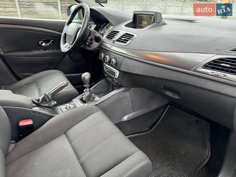 Универсал Renault Megane 2015 в Киеве