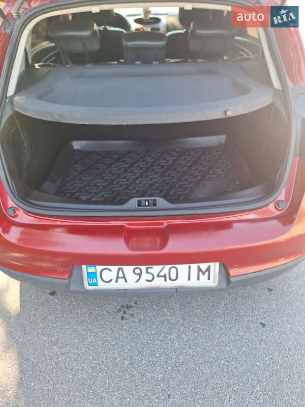 Купе Renault Megane 2010 в Дашеве фото 12 Купе Renault Megane 2010 в Дашеве