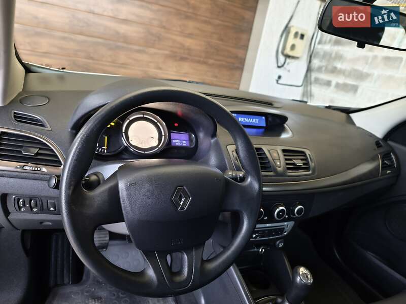 Універсал Renault Megane 2013 в Одесі фото 14 Універсал Renault Megane 2013 в Одесі