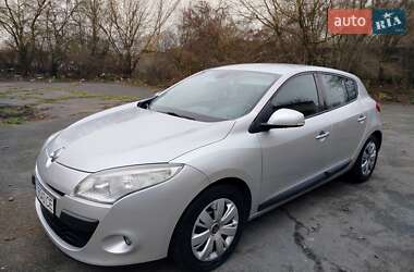 Хэтчбек Renault Megane 2010 в Волочиске
