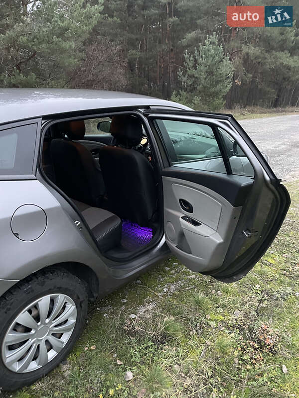 Універсал Renault Megane 2011 в Охтирці фото 9 Універсал Renault Megane 2011 в Охтирці