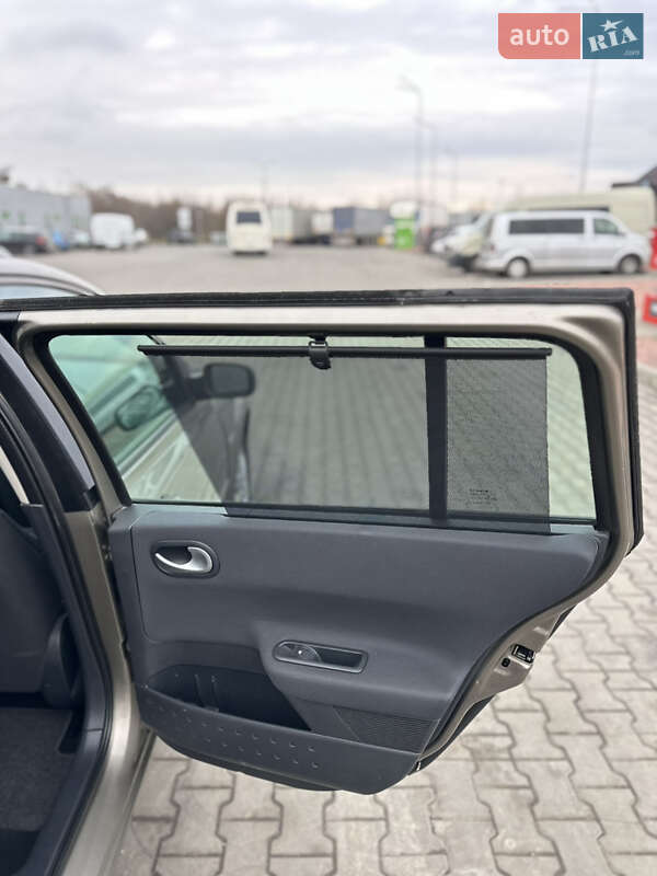 Універсал Renault Megane 2008 в Луцьку фото 29 Універсал Renault Megane 2008 в Луцьку