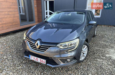 Хетчбек Renault Megane 2016 в Стрию