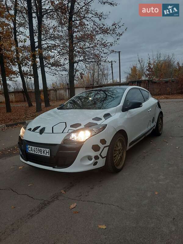 Купе Renault Megane 2011 в Умани фото 26 Купе Renault Megane 2011 в Умани