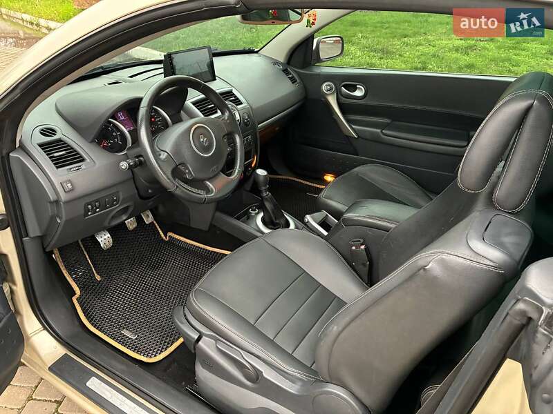 Кабриолет Renault Megane 2008 в Одессе фото 11 Кабриолет Renault Megane 2008 в Одессе