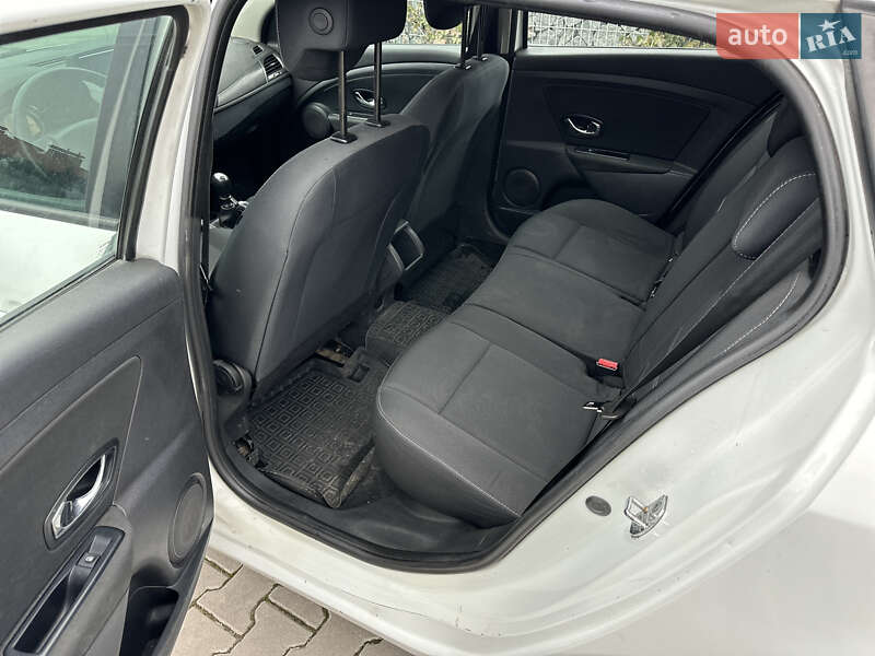 Универсал Renault Megane 2015 в Ярмолинцах фото 7 Универсал Renault Megane 2015 в Ярмолинцах