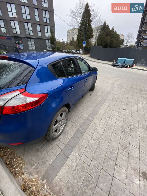 Хетчбек Renault Megane 2011 в Львові фото 8 Хетчбек Renault Megane 2011 в Львові
