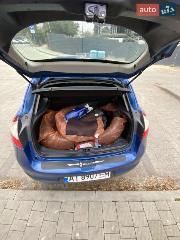 Хетчбек Renault Megane 2011 в Львові фото 16 Хетчбек Renault Megane 2011 в Львові