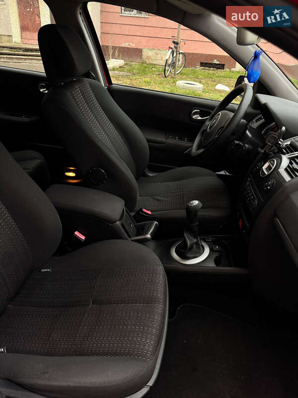 Седан Renault Megane 2007 в Стрые