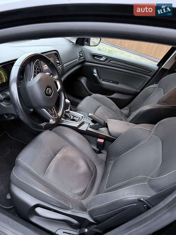 Седан Renault Megane 2017 в Золотоноше