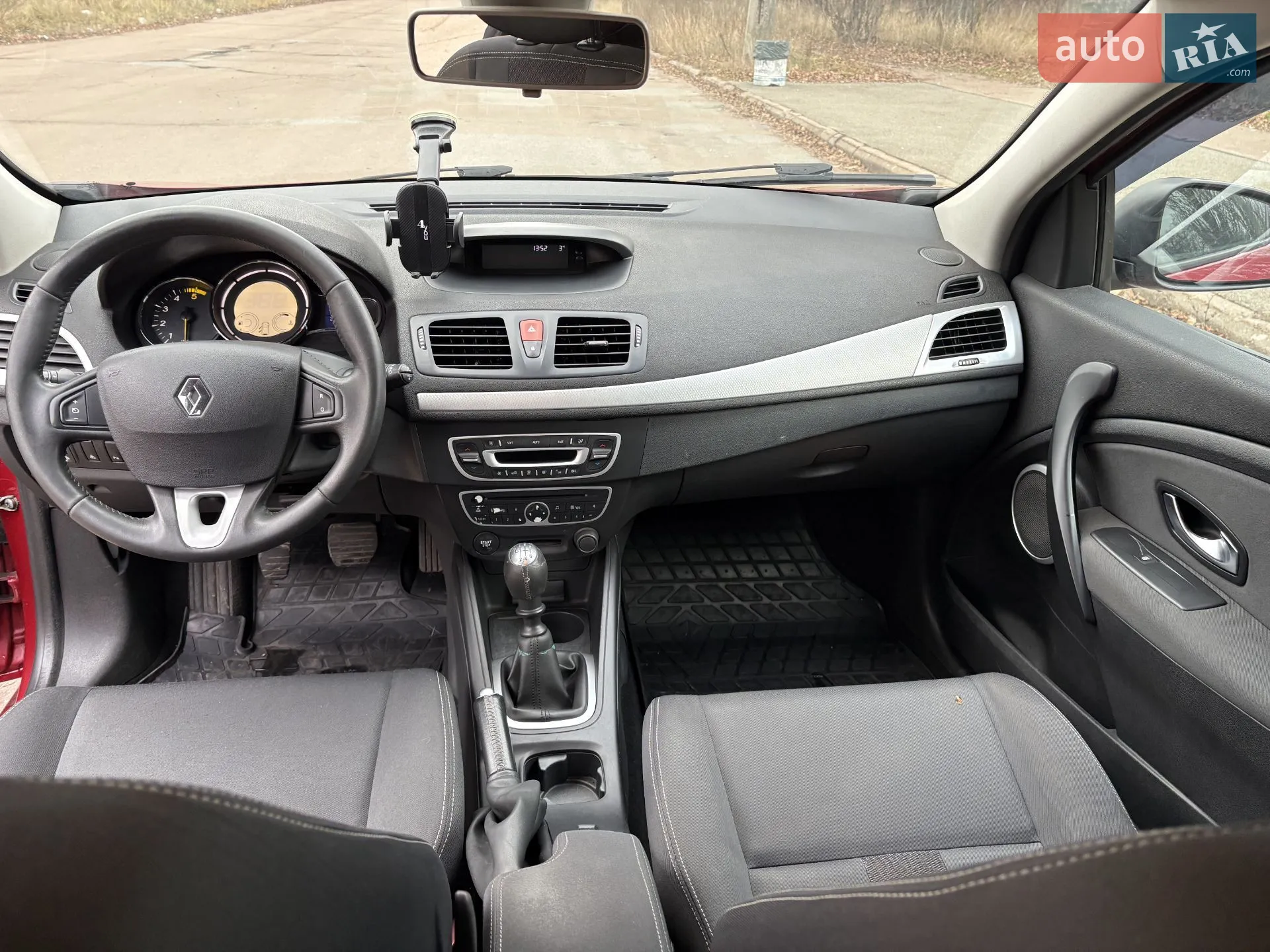 2010 Renault Megane - мініатюра 21