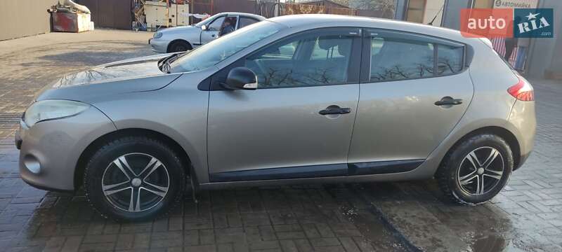 Хэтчбек Renault Megane 2010 в Прилуках