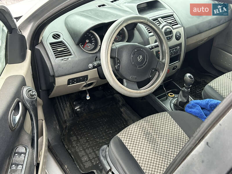 Хэтчбек Renault Megane 2005 в Киеве
