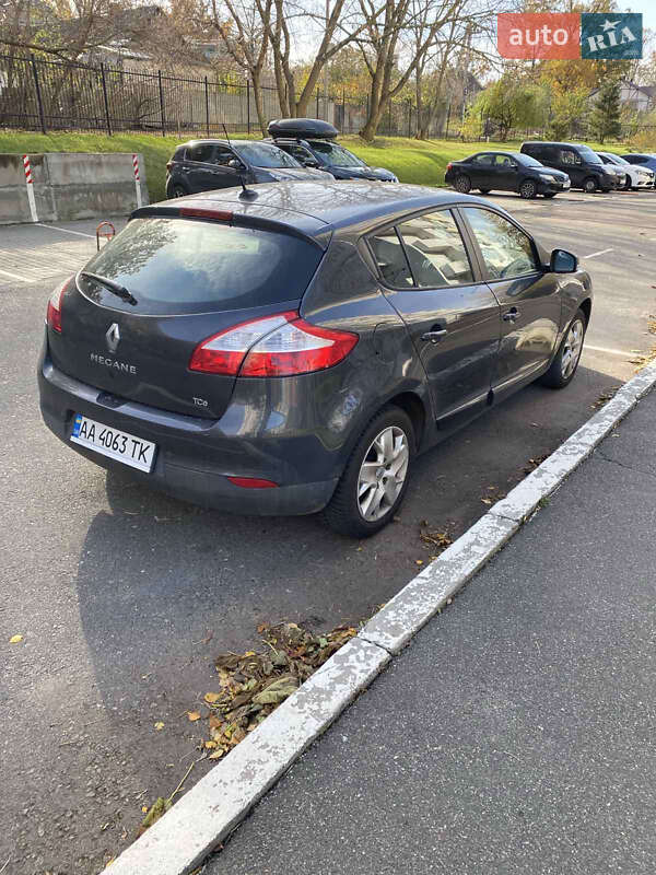 Хетчбек Renault Megane 2013 в Ірпені