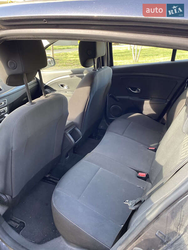 Хетчбек Renault Megane 2013 в Ірпені
