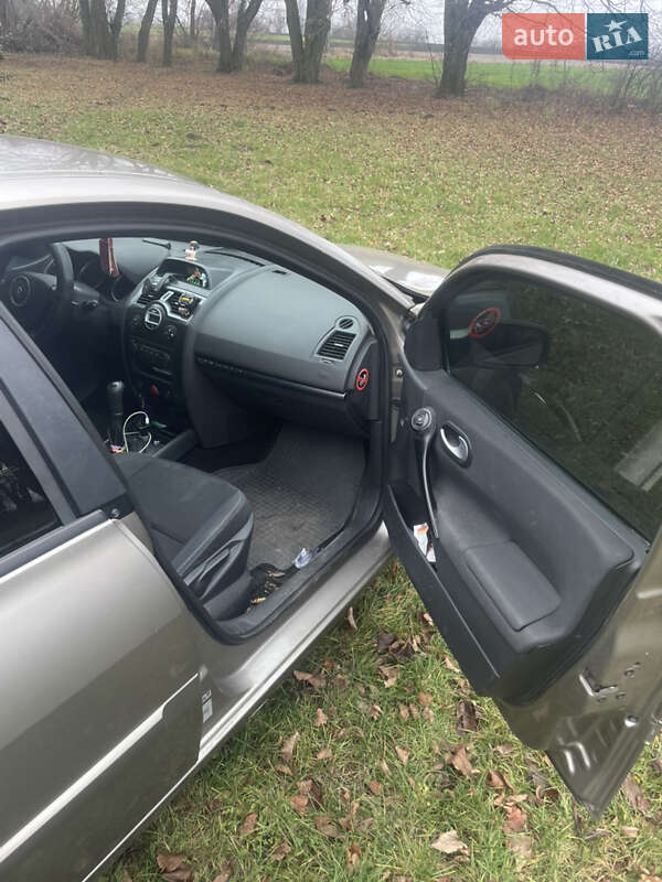 Седан Renault Megane 2008 в Киеве фото 5 Седан Renault Megane 2008 в Киеве