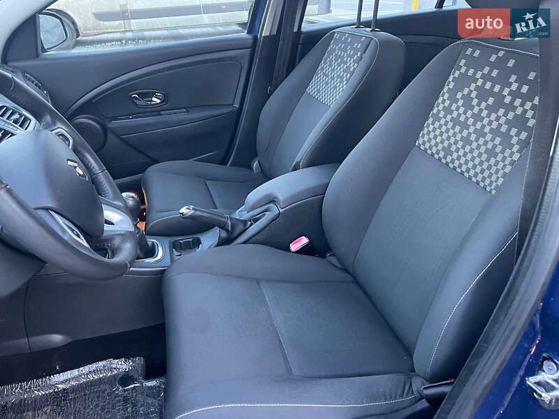 Универсал Renault Megane 2012 в Луцке фото 26 Универсал Renault Megane 2012 в Луцке