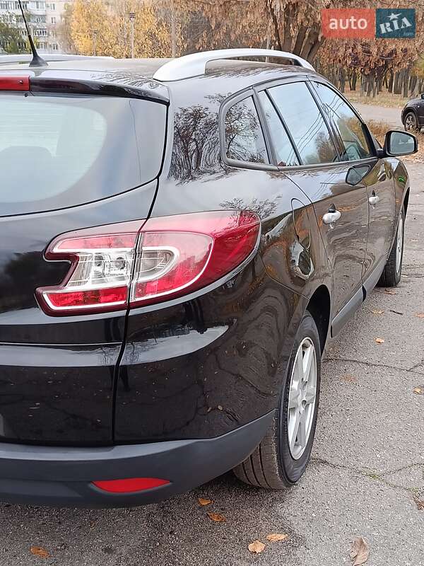 Універсал Renault Megane 2011 в Полтаві фото 10 Універсал Renault Megane 2011 в Полтаві
