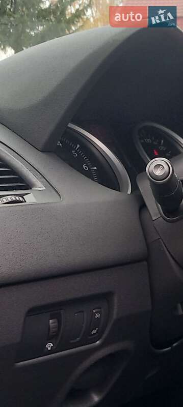 Хэтчбек Renault Megane 2008 в Городке