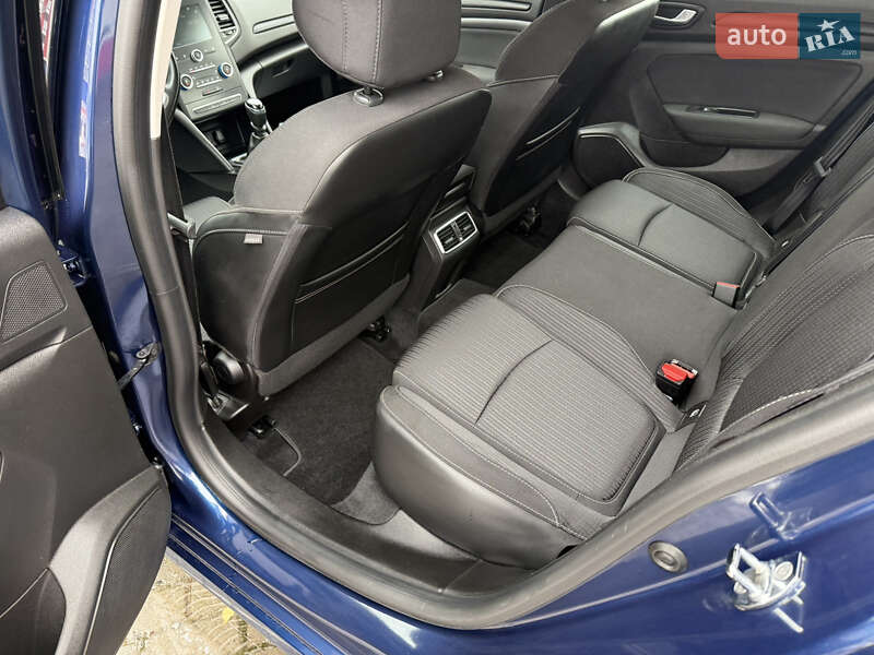 Универсал Renault Megane 2018 в Луцке фото 25 Универсал Renault Megane 2018 в Луцке