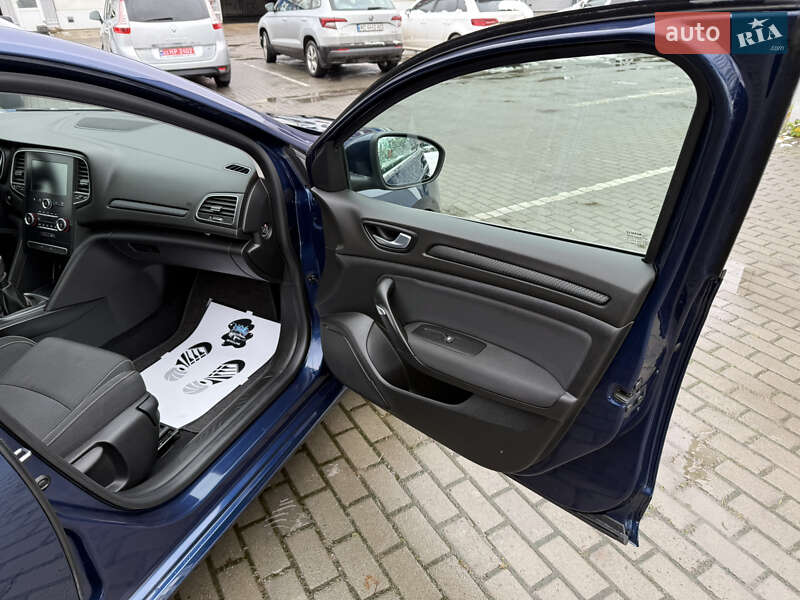 Универсал Renault Megane 2018 в Луцке фото 29 Универсал Renault Megane 2018 в Луцке