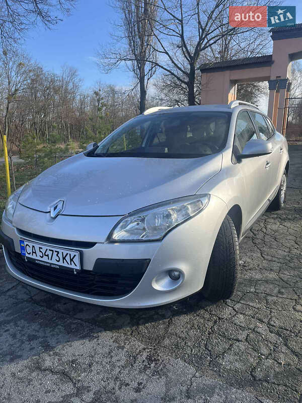 Універсал Renault Megane 2011 в Звенигородці фото Універсал Renault Megane 2011 в Звенигородці