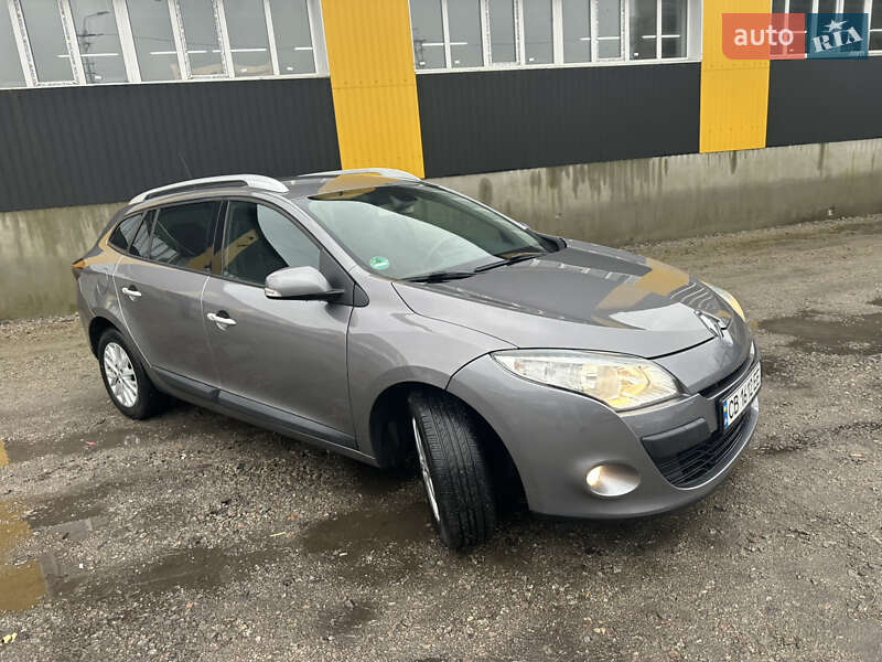 Универсал Renault Megane 2011 в Нежине фото 30 Универсал Renault Megane 2011 в Нежине