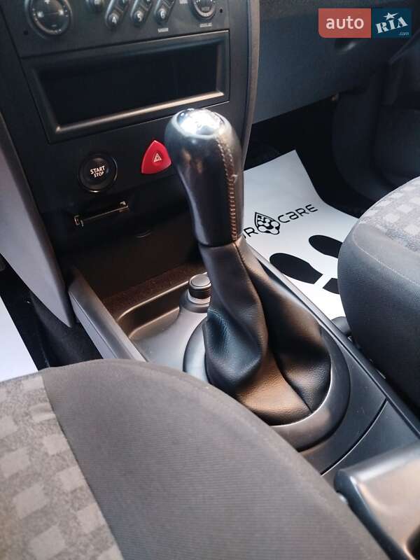 Универсал Renault Megane 2008 в Запорожье фото 87 Универсал Renault Megane 2008 в Запорожье
