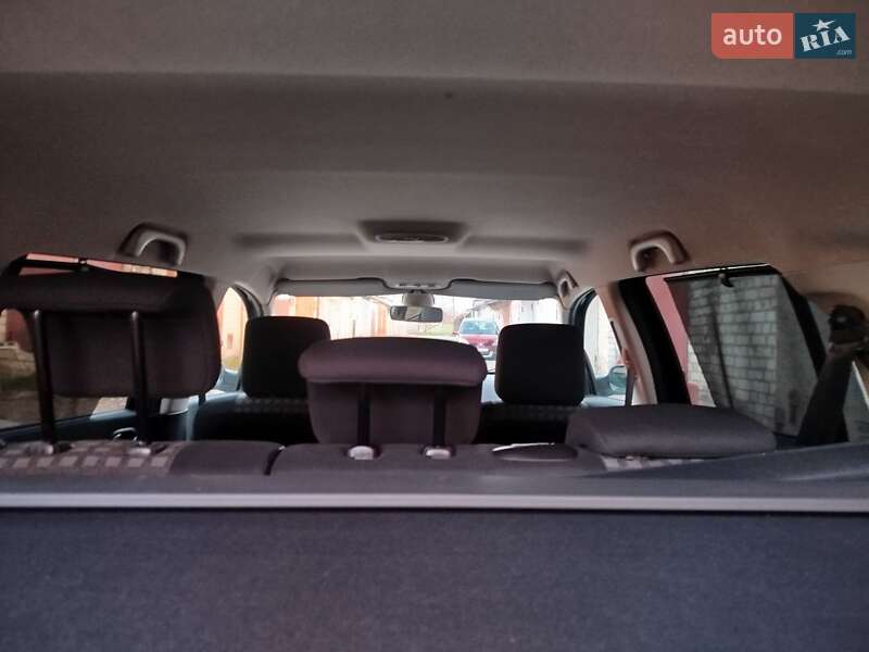 Универсал Renault Megane 2008 в Запорожье фото 49 Универсал Renault Megane 2008 в Запорожье