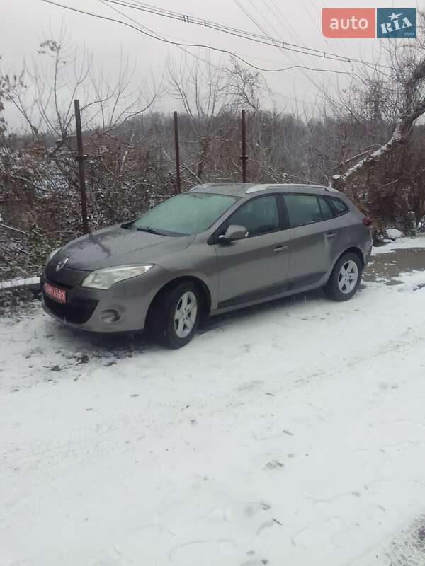 Универсал Renault Megane 2010 в Каневе фото 2 Универсал Renault Megane 2010 в Каневе