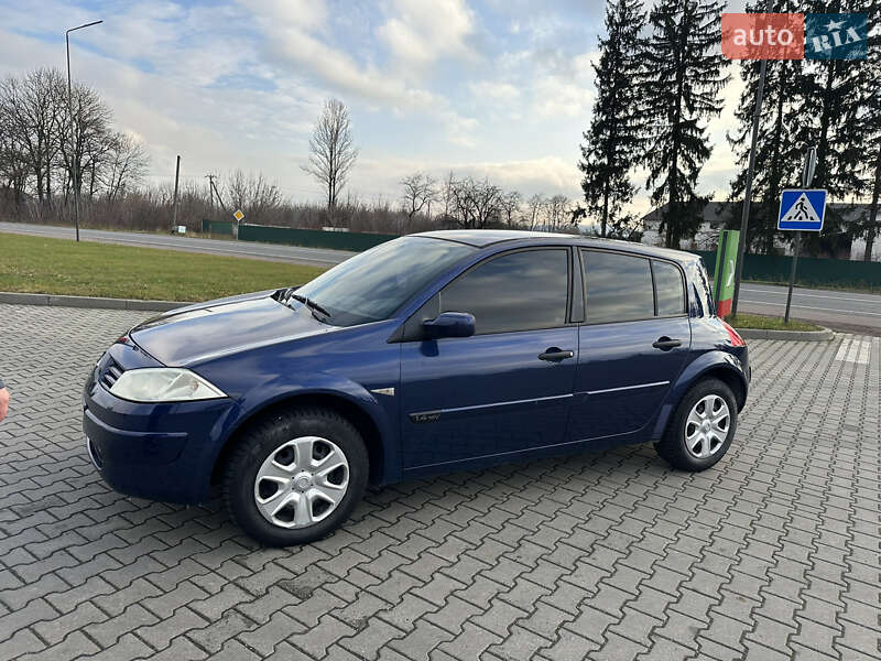 Хэтчбек Renault Megane 2003 в Коломые фото 10 Хэтчбек Renault Megane 2003 в Коломые