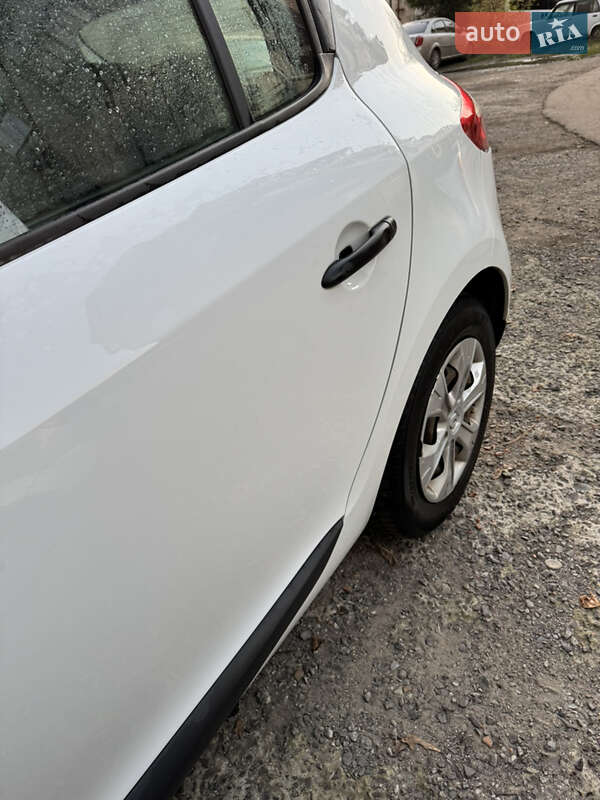 Хэтчбек Renault Megane 2011 в Ужгороде фото 14 Хэтчбек Renault Megane 2011 в Ужгороде