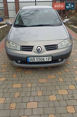 Седан Renault Megane 2004 в Гнівані